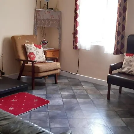 Traditional Farmhouse *
