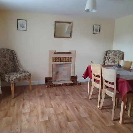 Traditional Farmhouse * Clonakilty