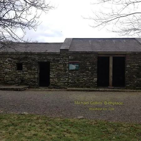 Traditional Farmhouse Holiday home Clonakilty